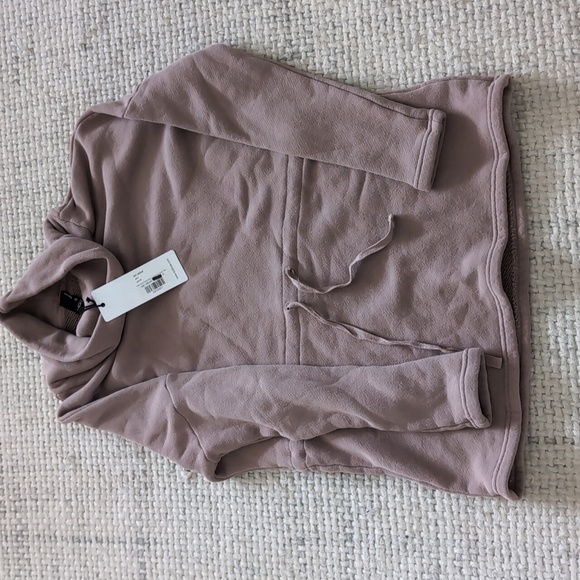 NWT Bobi drawstring waist turtleneck top. - Picture 2 of 4